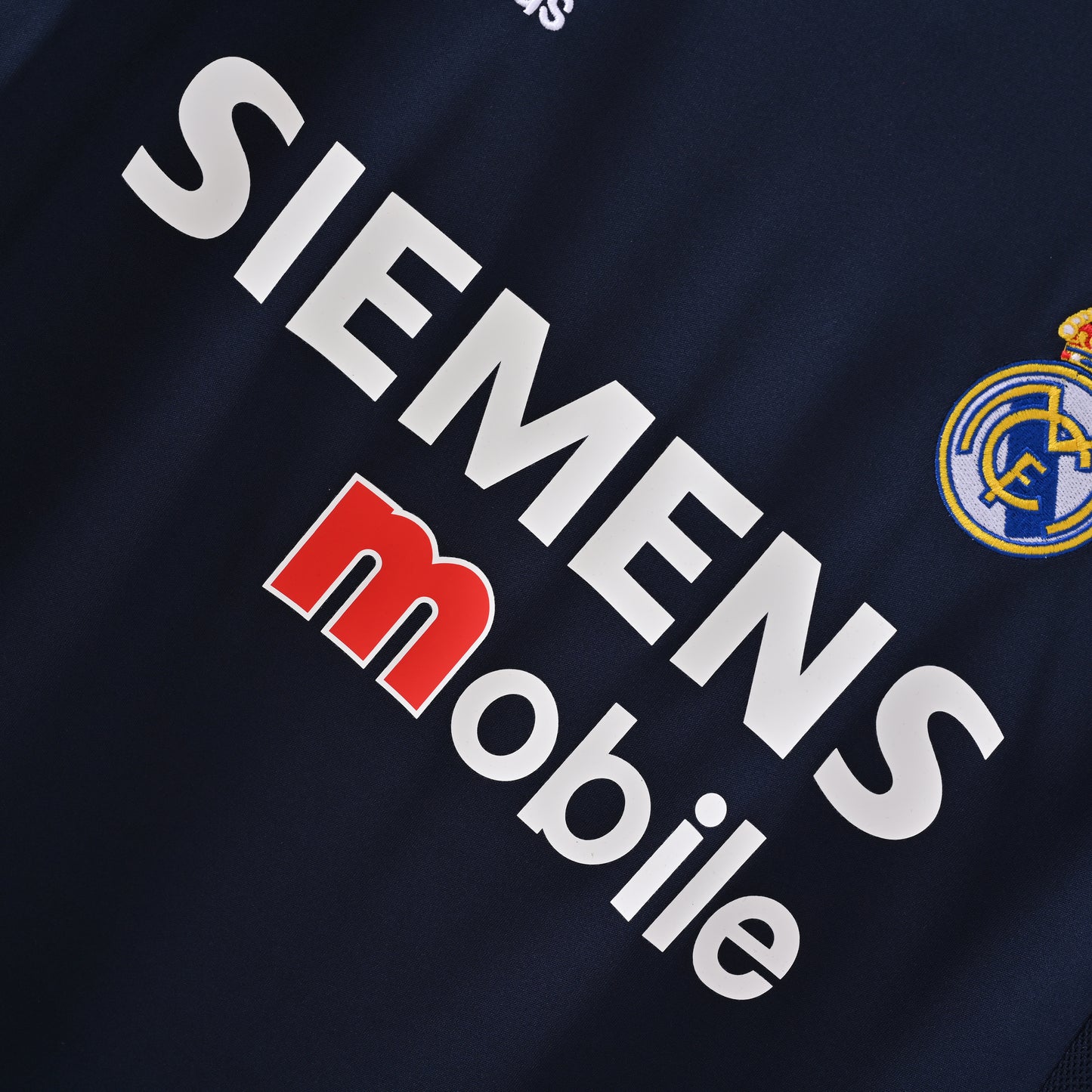 04-05 Real Madrid Kit