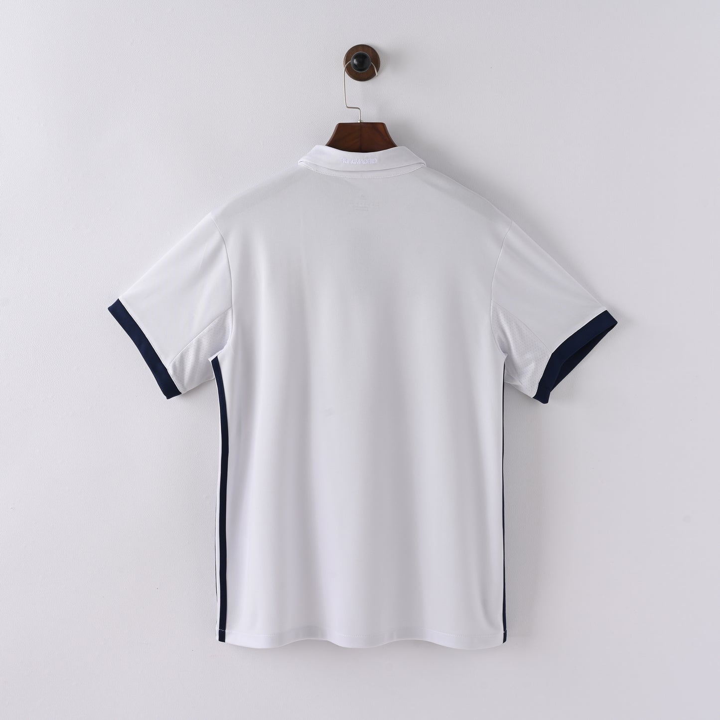 16-17 Real Madrid Home Kit